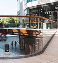 BEND-FIT | TL-6020 | Glasprofiel | shopping center | monted on concrete | glassbalustrade